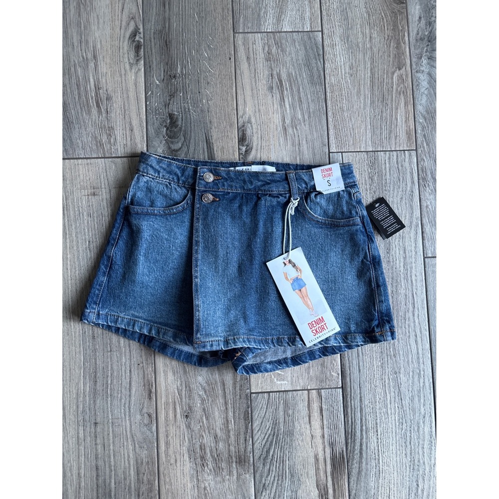 Celebrity Pink‎ Denim Skort Womens Small Blue NWT Asymmetrical Wrap Mini Short